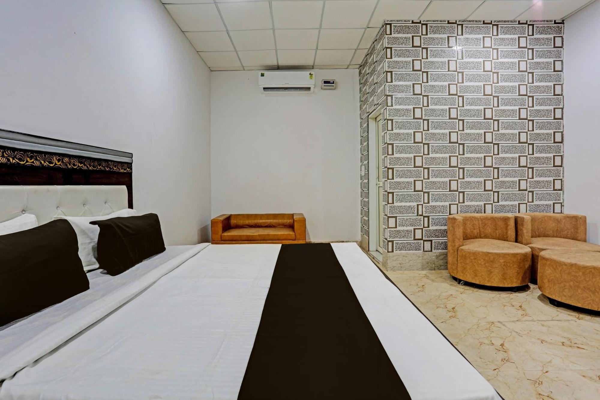 Hotel O Murliwala Wedding Palace And Resort Samalkha Exteriér fotografie
