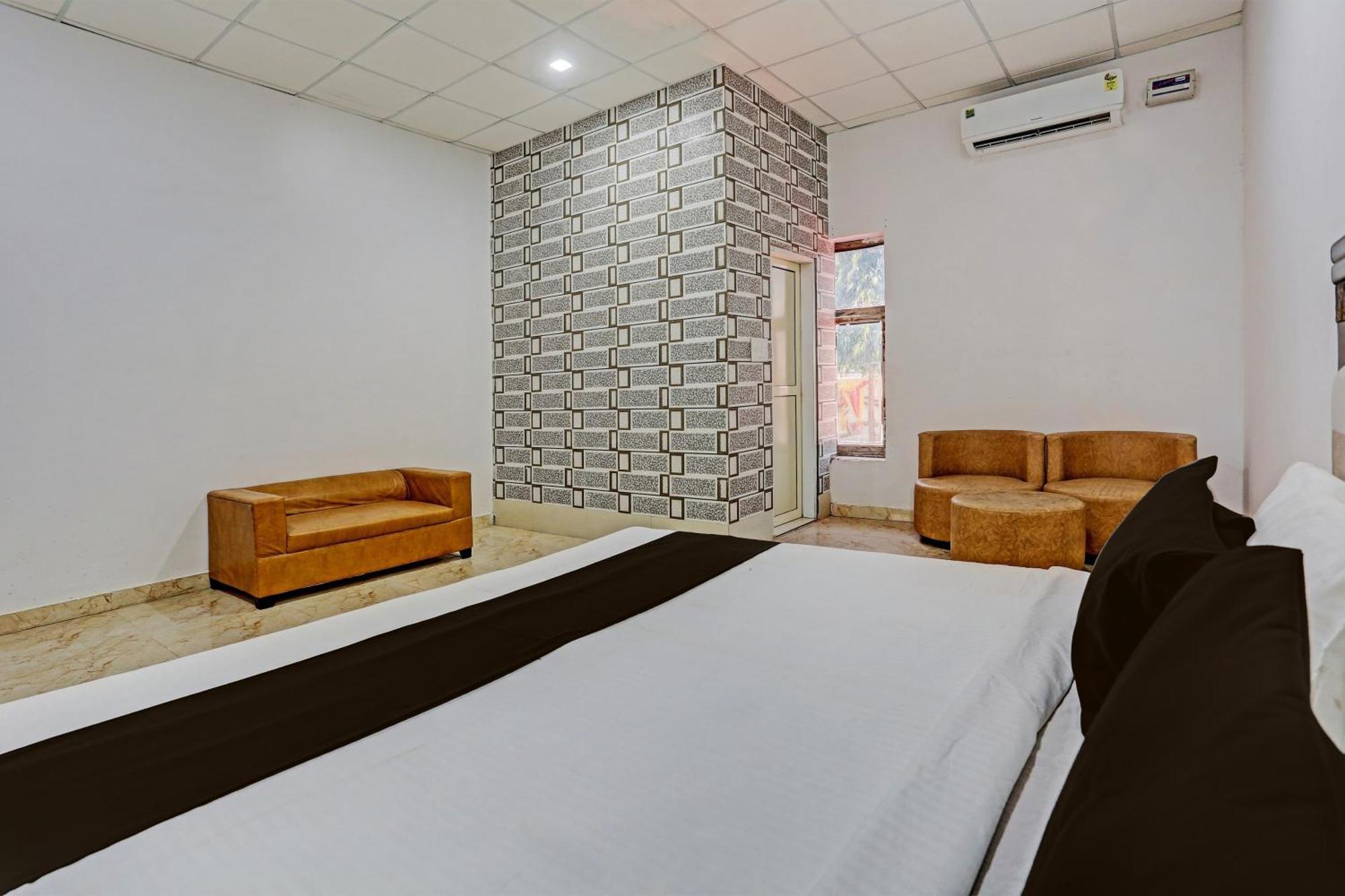 Hotel O Murliwala Wedding Palace And Resort Samalkha Exteriér fotografie