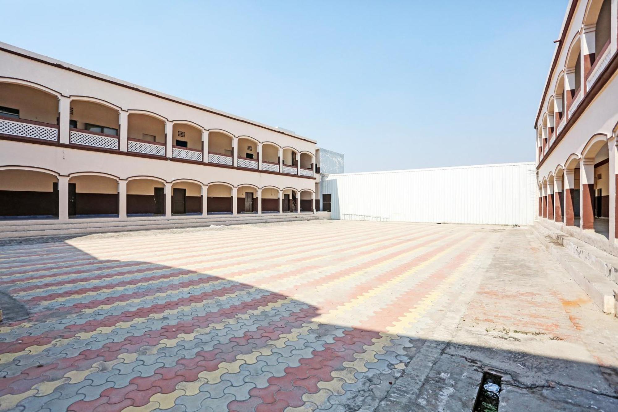 Hotel O Murliwala Wedding Palace And Resort Samalkha Exteriér fotografie